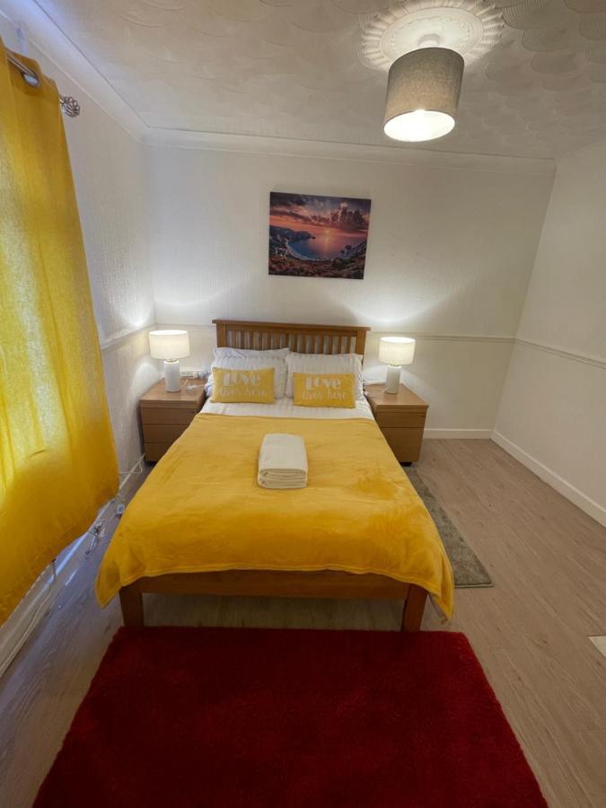 Holiday Home Cardiff City Sleeps 7 Exterior foto
